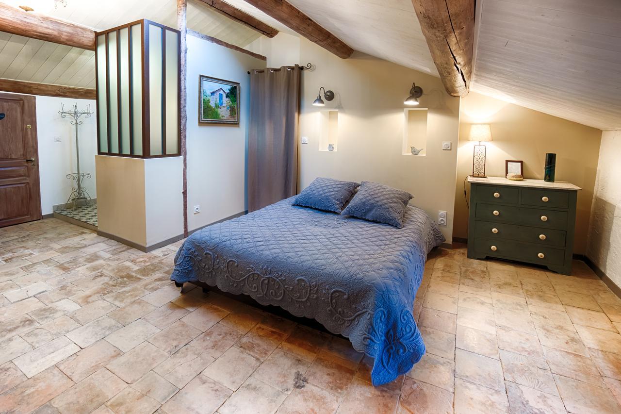 Mas De La Douceur Bed & Breakfast Saint-Andiol Exterior photo